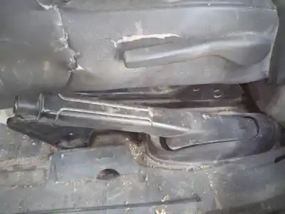 Pièce détachée automobile d'occasion LEVIER DE FREIN A MAIN pour PEUGEOT EXPERT KASTEN  Références OEM IAM   