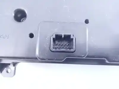 Peça sobressalente para automóvel em segunda mão comando de sofagem (chauffage / ar condicionado) por renault kadjar zen referências oem iam 275102210r e2-a1-25-3 