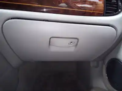 Автозапчастина б/у бардачок для JAGUAR DAIMLER 8/3996 Посилання на OEM IAM   