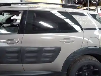 Recambio de automóvil de segunda mano de PUERTA TRASERA IZQUIERDA para CITROEN C4 CACTUS  referencias OEM IAM   