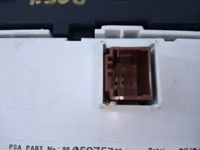 Peça sobressalente para automóvel em segunda mão quadrante por peugeot 508 active referências oem iam 9805975780 e3-b2-50-4 