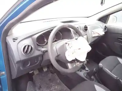 Pièce détachée automobile d'occasion tableau de bord pour dacia sandero stepway références oem iam   