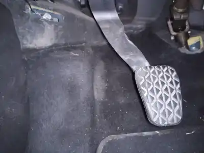 Автозапчастина б/у  для FORD FIESTA (CCN)  Посилання на OEM IAM   