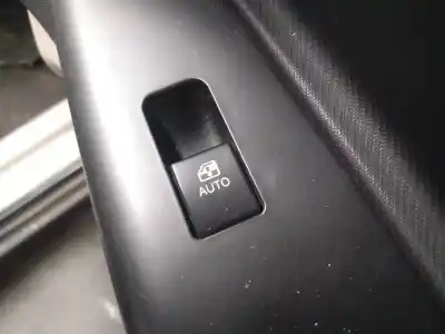 Автозапчасти б/у выключатель переднего правого окна за KIA CEE´D Active ссылки OEM IAM   