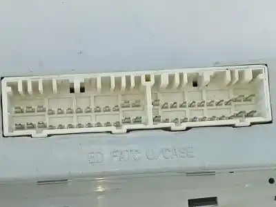 Peça sobressalente para automóvel em segunda mão comando de sofagem (chauffage / ar condicionado) por kia cee´d active referências oem iam 972501h600 e3-a3-24-3 