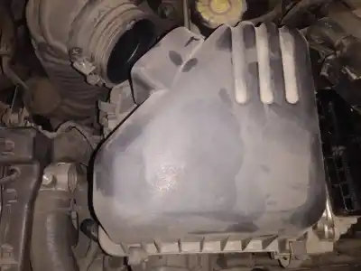 Автозапчастина б/у повітряний фільтр для kia cee´d active посилання на oem iam 