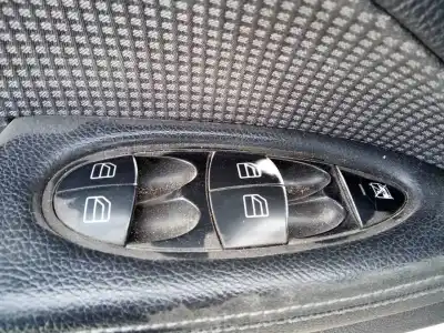 Gebrauchtes Autoersatzteil  zum MERCEDES-BENZ CLASE E (W211) BERLINA  OEM-IAM-Referenzen   