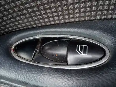 Gebrauchtes Autoersatzteil  zum MERCEDES-BENZ CLASE E (W211) BERLINA  OEM-IAM-Referenzen   