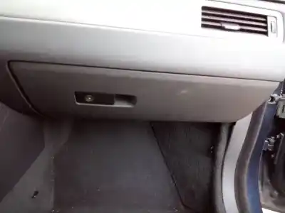 Автозапчасти б/у бардачок за volvo xc70 kinetic 2wd ссылки oem iam 