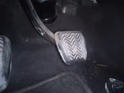 Second-hand car spare part brake pedal for toyota avensis (t27) advance oem iam references 
