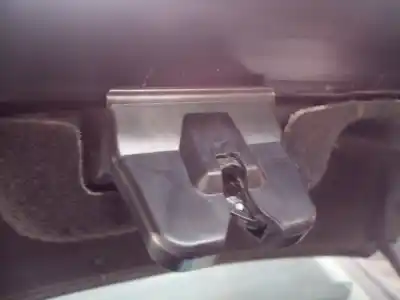 Second-hand car spare part trunk lock for toyota avensis (t27) advance oem iam references 