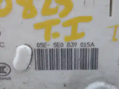 Автозапчастина б/у замок дверей заднього лівого для seat toledo (kg3) reference посилання на oem iam 05e839015a e1-b6-32-2 