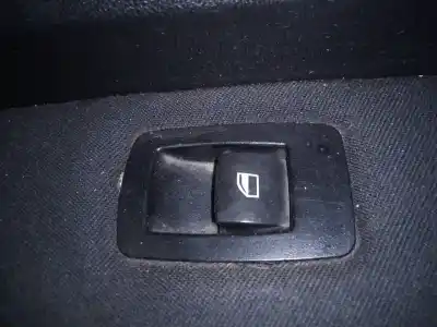 Peça sobressalente para automóvel em segunda mão botão / interruptor elevador vidro traseiro direito por bmw serie 1 berlina (e81/e87) 120d referências oem iam 
