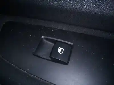 Peça sobressalente para automóvel em segunda mão botão / interruptor elevador vidro dianteiro direito por bmw serie 1 berlina (e81/e87) 120d referências oem iam 