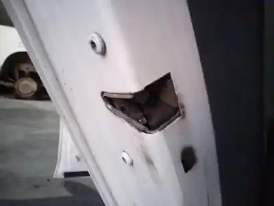 Peça sobressalente para automóvel em segunda mão fechadura da porta traseira esquerda por bmw serie 1 berlina (e81/e87) 120d referências oem iam 