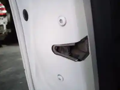 Peça sobressalente para automóvel em segunda mão fechadura da porta dianteira esquerda por bmw serie 1 berlina (e81/e87) 120d referências oem iam 