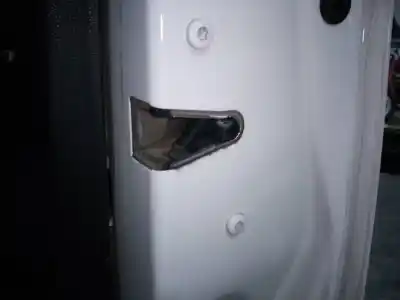 Peça sobressalente para automóvel em segunda mão fechadura da porta dianteira direita por bmw serie 1 berlina (e81/e87) 120d referências oem iam 