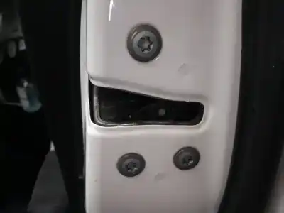 Pièce détachée automobile d'occasion serrure de porte arrière droite pour toyota prius (nhw30) plug-in hybrid advance références oem iam 