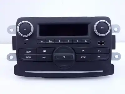İkinci el araba yedek parçası SES SISTEMI / RADYO CD için DACIA DOKKER EXPRESS  OEM IAM referansları 281158515R E2-A1-39-3 