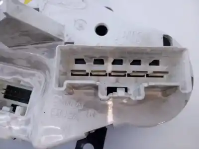Peça sobressalente para automóvel em segunda mão comando de sofagem (chauffage / ar condicionado)  por ford fiesta (ccn) trend referências oem iam  e3-b3-24-3 