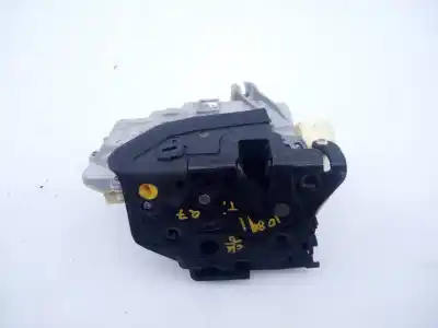 Автозапчастина б/у замок дверей заднього лівого для audi q7 (4l) 3.0 v6 24v tdi посилання на oem iam 3c4839015a e1-b6-38-2 