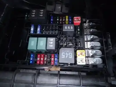 Recambio de automóvil de segunda mano de CAJA RELES / FUSIBLES para SEAT ATECA (KH7)  referencias OEM IAM   