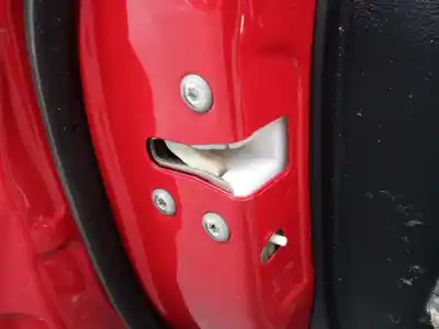 Peça sobressalente para automóvel em segunda mão fechadura da porta traseira esquerda por suzuki vitara 1.4 16v boosterjet cat referências oem iam 