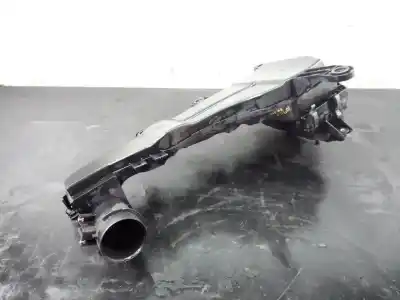 Автозапчастина б/у повітряний фільтр для infiniti fx fx30d s посилання на oem iam  p2-b3-2 