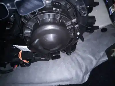 Автозапчастина б/у вентилятор опалення для volkswagen t-cross (c11) 1.0 tsi посилання на oem iam 201820021a