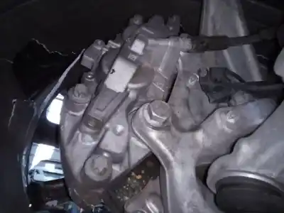 Peça sobressalente para automóvel em segunda mão pinça de travão dianteira esquerda por mercedes clase c (w205) lim. c 220 cdi bluetec (205.004) referências oem iam 