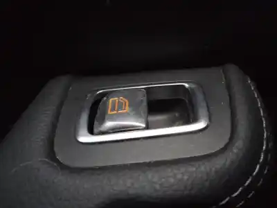 Peça sobressalente para automóvel em segunda mão botão / interruptor elevador vidro traseiro direito por mercedes clase c (w205) lim. c 220 cdi bluetec (205.004) referências oem iam 