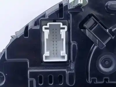 Peça sobressalente para automóvel em segunda mão quadrante por mercedes clase c (w205) lim. c 220 cdi bluetec (205.004) referências oem iam a2059008329 e3-a1-7-1 