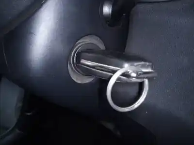 Автозапчастина б/у протикрадійний пристрій для audi a1 (8x) attraction посилання на oem iam 