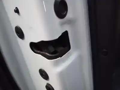 Peça sobressalente para automóvel em segunda mão fechadura da porta traseira esquerda por peugeot 5008 allure referências oem iam 