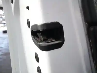 Peça sobressalente para automóvel em segunda mão fechadura da porta dianteira esquerda por peugeot 5008 allure referências oem iam 