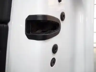 Peça sobressalente para automóvel em segunda mão fechadura da porta dianteira direita por peugeot 5008 allure referências oem iam 