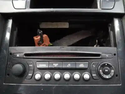 Peça sobressalente para automóvel em segunda mão sistema de áudio / rádio cd por peugeot 5008 allure referências oem iam 