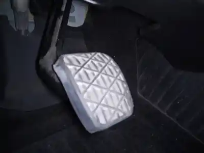 Peça sobressalente para automóvel em segunda mão Pedal De Travão por MERCEDES-BENZ CLASE A (W176) A 180 CDI (176.000) Referências OEM IAM   