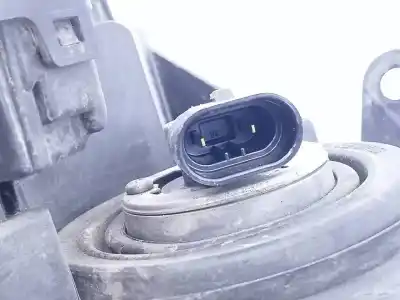 Second-hand car spare part left headlight for subaru xv exclusive oem iam references  e2-a5-54-2 