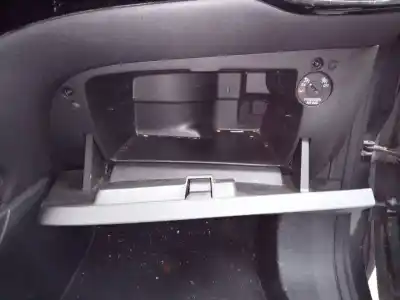 Peça sobressalente para automóvel em segunda mão porta luvas por opel corsa e selective referências oem iam   