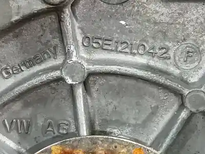 Pezzo di ricambio per auto di seconda mano bomba d acqua per volkswagen golf vi (5k1) advance bluemotion riferimenti oem iam 05e121042 p1-b3-9 