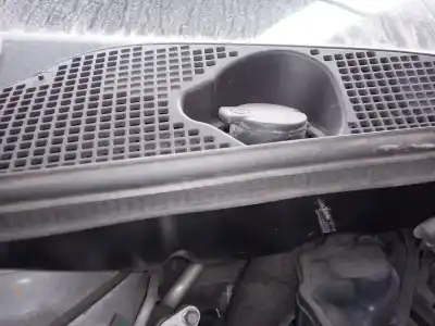 Peça sobressalente para automóvel em segunda mão depósito do limpa vidros por dacia lodgy stepway referências oem iam 