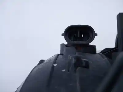 Pezzo di ricambio per auto di seconda mano luce fendinebbia destra per kia carens ( ) drive riferimenti oem iam  e2-b5-44-2 