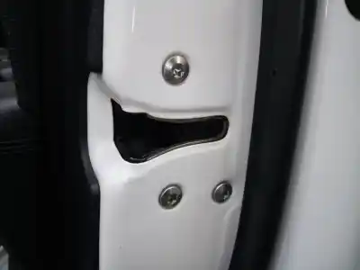 Peça sobressalente para automóvel em segunda mão fechadura da porta dianteira direita por kia carens ( ) drive referências oem iam 