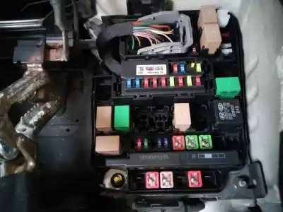 Peça sobressalente para automóvel em segunda mão caixa de fusíveis e relés por kia carens ( ) drive referências oem iam 919513x110