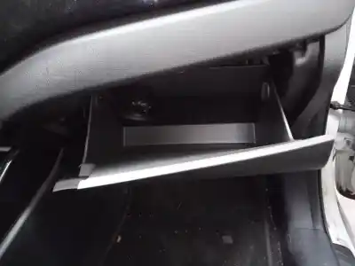 Pezzo di ricambio per auto di seconda mano scatola di guanti per kia carens ( ) drive riferimenti oem iam   