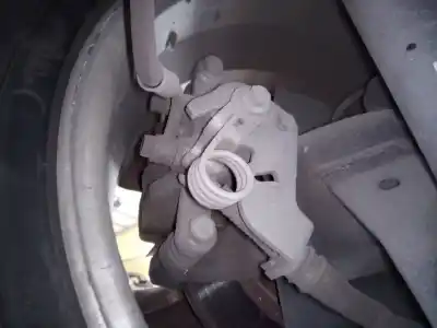 Peça sobressalente para automóvel em segunda mão pinça de travão traseira esquerda por kia carens ( ) drive referências oem iam 