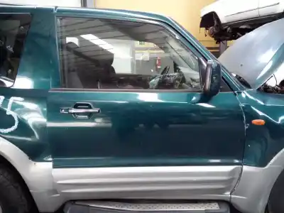 Автозапчастина б/у передні праві двері для mitsubishi montero (v60/v70) 3.2 di-d all-four посилання на oem iam 