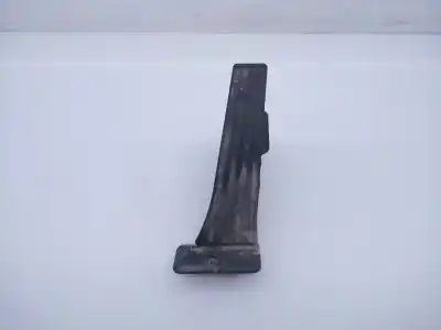 Second-hand car spare part accelerator pedal for bmw serie 1 coupe (e82) 2.0 118d oem iam references 35426853176