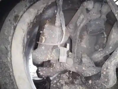 Peça sobressalente para automóvel em segunda mão pinça de travão dianteira esquerda por bmw x1 (e84) sdrive 18d referências oem iam 